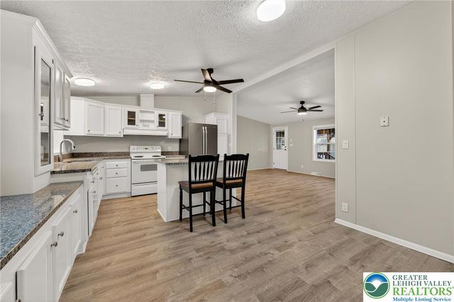 1190 Grange Road K5, Upper Macungie Twp, PA 18106