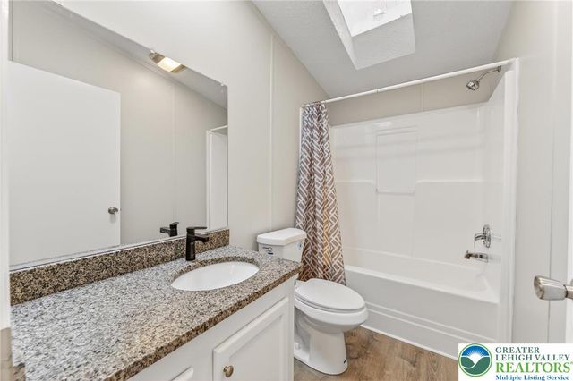 1190 Grange Road K5, Upper Macungie Twp, PA 18106