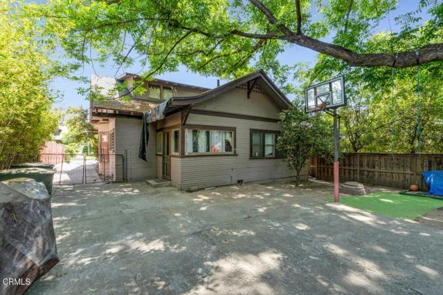 1315 N Wilson Avenue, Pasadena, CA 91104