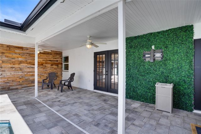 11763 HARBORSIDE CIRCLE, Largo, FL 33773