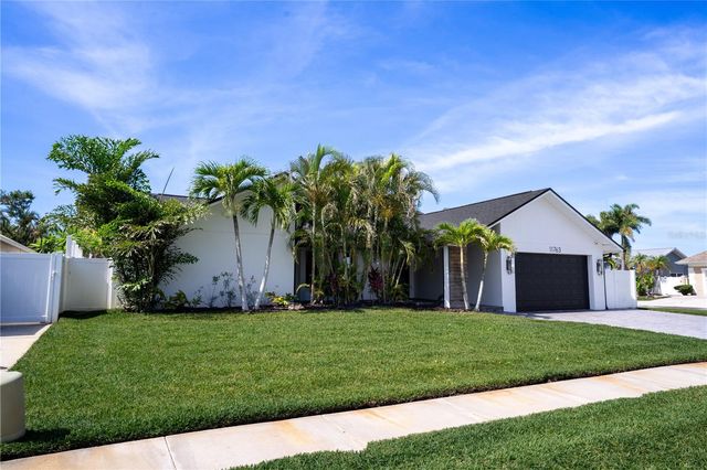 11763 HARBORSIDE CIRCLE, Largo, FL 33773