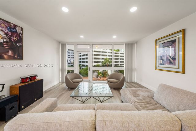 1408 Brickell Bay Dr 518, Miami, FL 33131