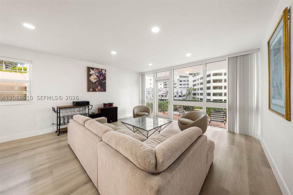 1408 Brickell Bay Dr 518, Miami, FL 33131