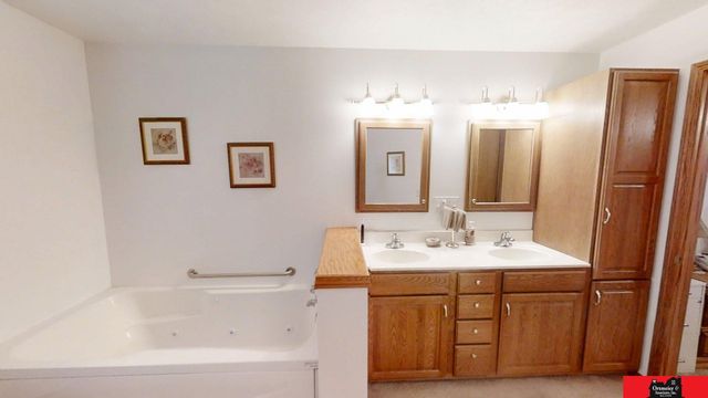 925 E Grove Street, West Point, NE 68788