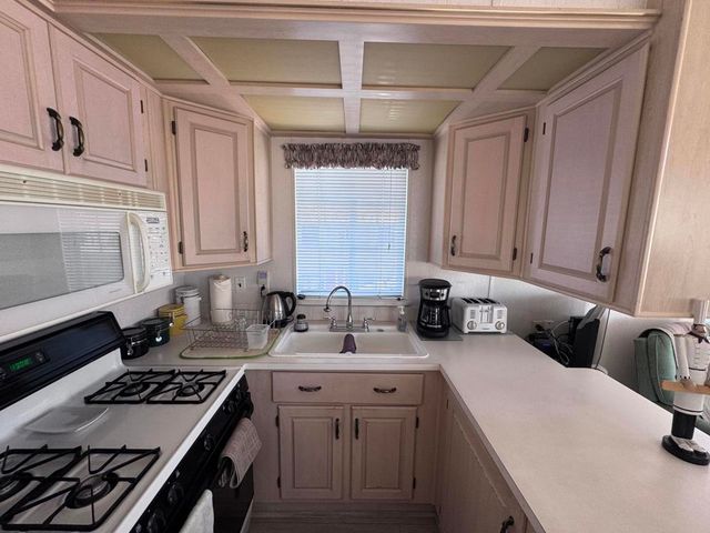 81620 Avenue 49 164b, Indio, CA 92201