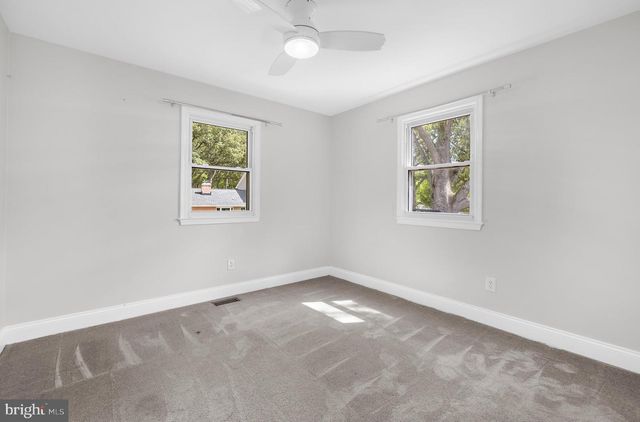 214 BEACH RD, Pasadena, MD 21122