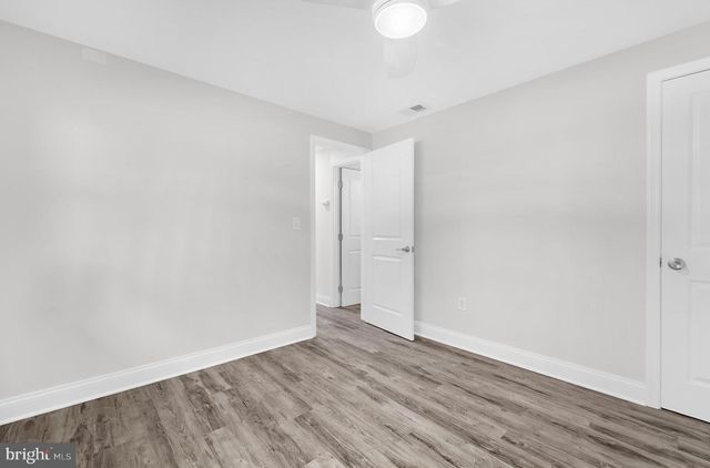 214 BEACH RD, Pasadena, MD 21122