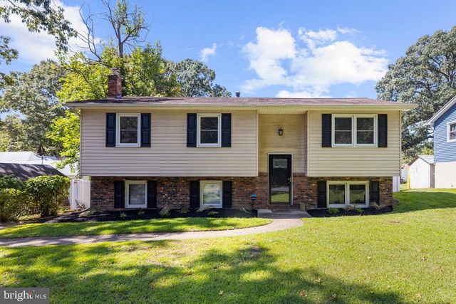 214 BEACH RD, Pasadena, MD 21122