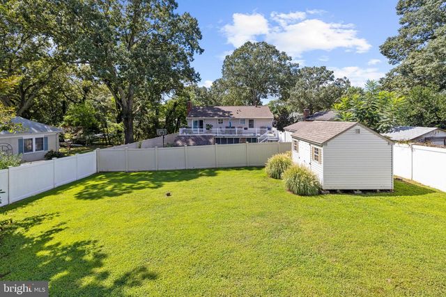 214 BEACH RD, Pasadena, MD 21122