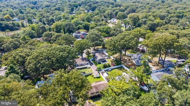 214 BEACH RD, Pasadena, MD 21122