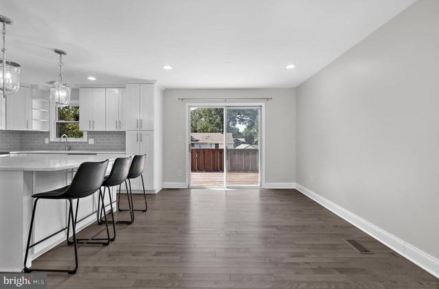 214 BEACH RD, Pasadena, MD 21122