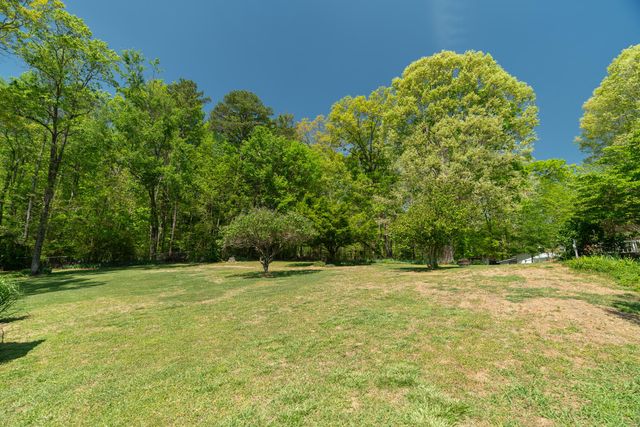 222226 County Road 705, Athens, TN 37303