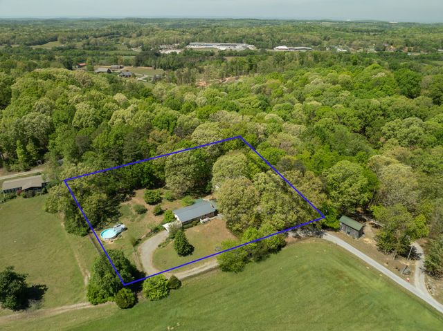 222226 County Road 705, Athens, TN 37303