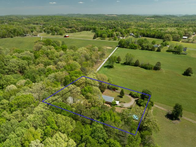 222226 County Road 705, Athens, TN 37303