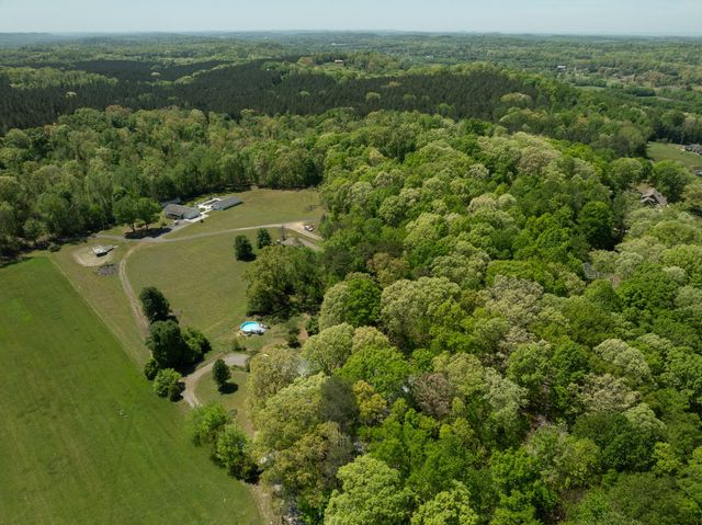 222226 County Road 705, Athens, TN 37303