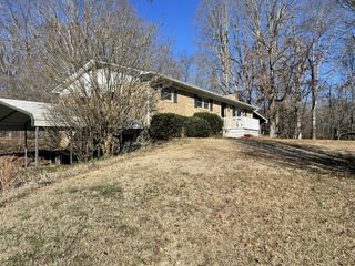 222226 County Road 705, Athens, TN 37303