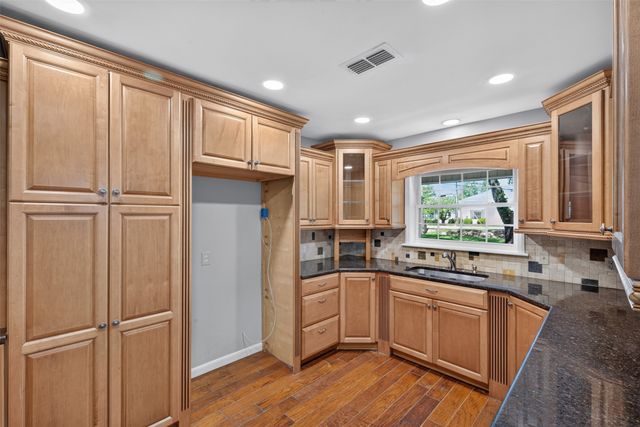 2224 Brownlee Road, Bossier City, LA 71111