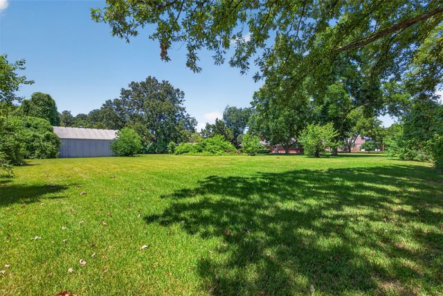 2224 Brownlee Road, Bossier City, LA 71111