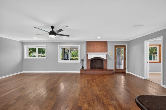 2224 Brownlee Road, Bossier City, LA 71111