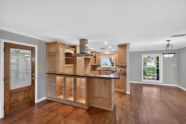 2224 Brownlee Road, Bossier City, LA 71111