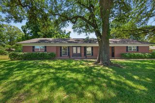 2224 Brownlee Road, Bossier City, LA 71111