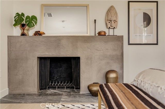 3950 Franklin Avenue, Los Angeles, CA 90027