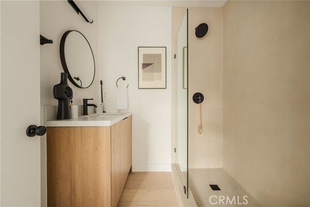 3950 Franklin Avenue, Los Angeles, CA 90027