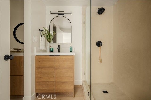 3950 Franklin Avenue, Los Angeles, CA 90027