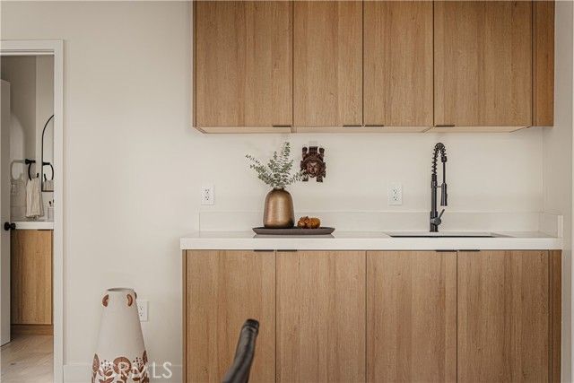 3950 Franklin Avenue, Los Angeles, CA 90027