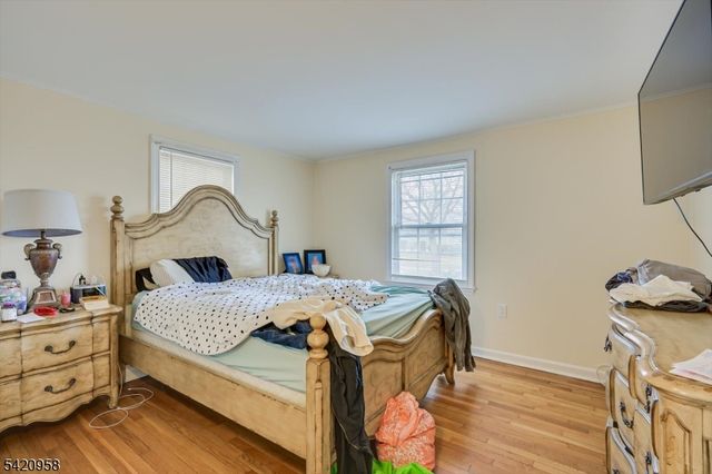 346 N 6Th Ave, Manville Boro, NJ 08835