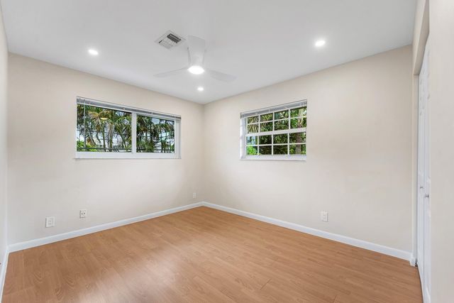 620 NE 9TH Avenue 4, Fort Lauderdale, FL 33304