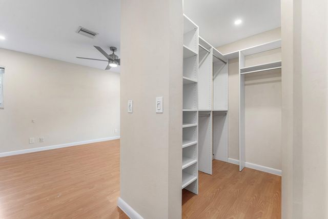 620 NE 9TH Avenue 4, Fort Lauderdale, FL 33304