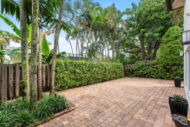 620 NE 9TH Avenue 4, Fort Lauderdale, FL 33304
