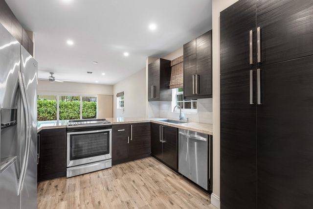 620 NE 9TH Avenue 4, Fort Lauderdale, FL 33304