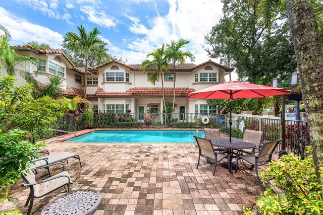 620 NE 9TH Avenue 4, Fort Lauderdale, FL 33304