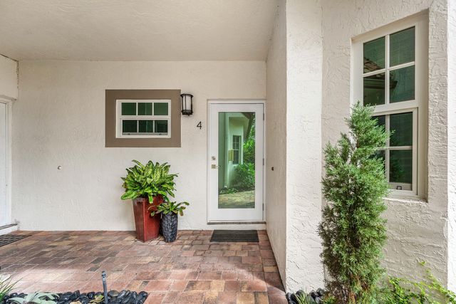 620 NE 9TH Avenue 4, Fort Lauderdale, FL 33304
