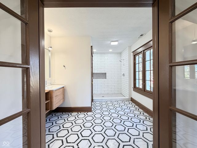 2505 E 17th Street, Indianapolis, IN 46218