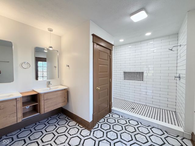 2505 E 17th Street, Indianapolis, IN 46218