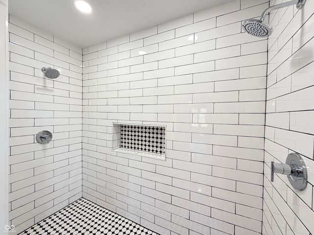 2505 E 17th Street, Indianapolis, IN 46218