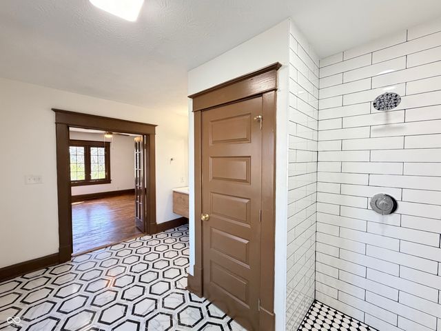 2505 E 17th Street, Indianapolis, IN 46218