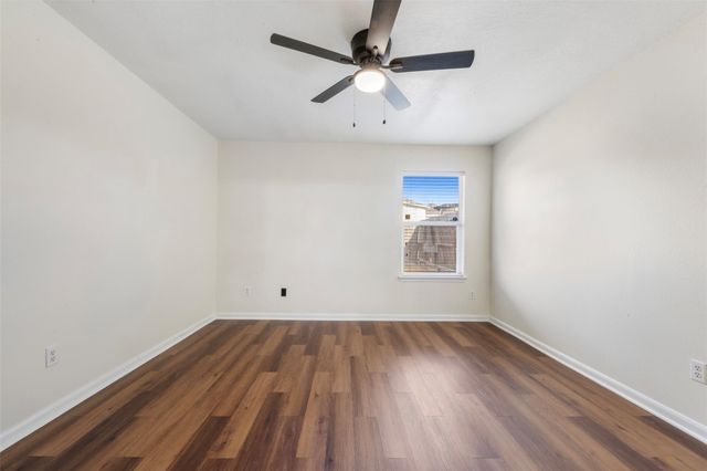 939 Blanchard Hill, Houston, TX 77047