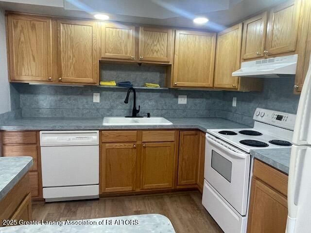 5535 W St Joe Highway, B12, Lansing, MI 48917