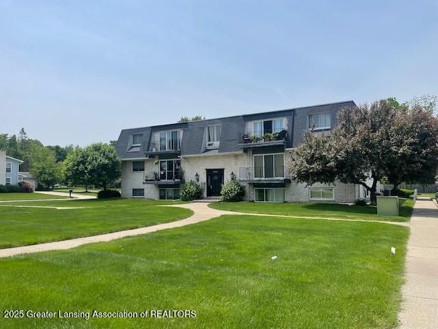 5535 W St Joe Highway, B12, Lansing, MI 48917