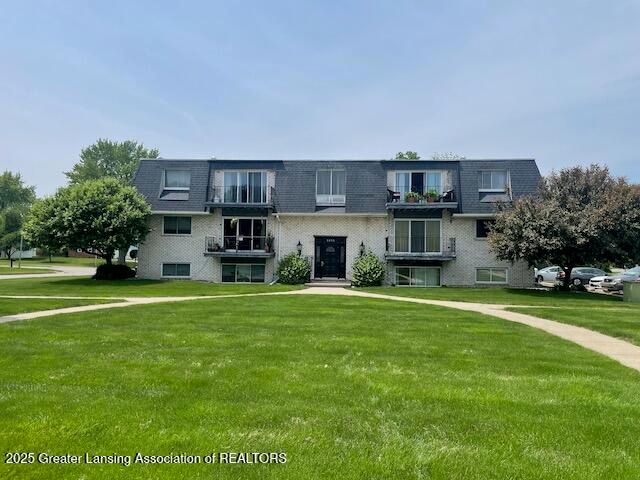 5535 W St Joe Highway, B12, Lansing, MI 48917