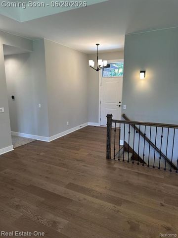 50402 Oakbrooke Drive, Chesterfield, MI 48047