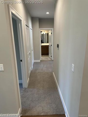 50402 Oakbrooke Drive, Chesterfield, MI 48047