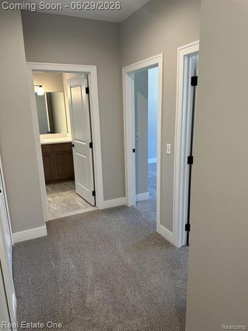 50402 Oakbrooke Drive, Chesterfield, MI 48047
