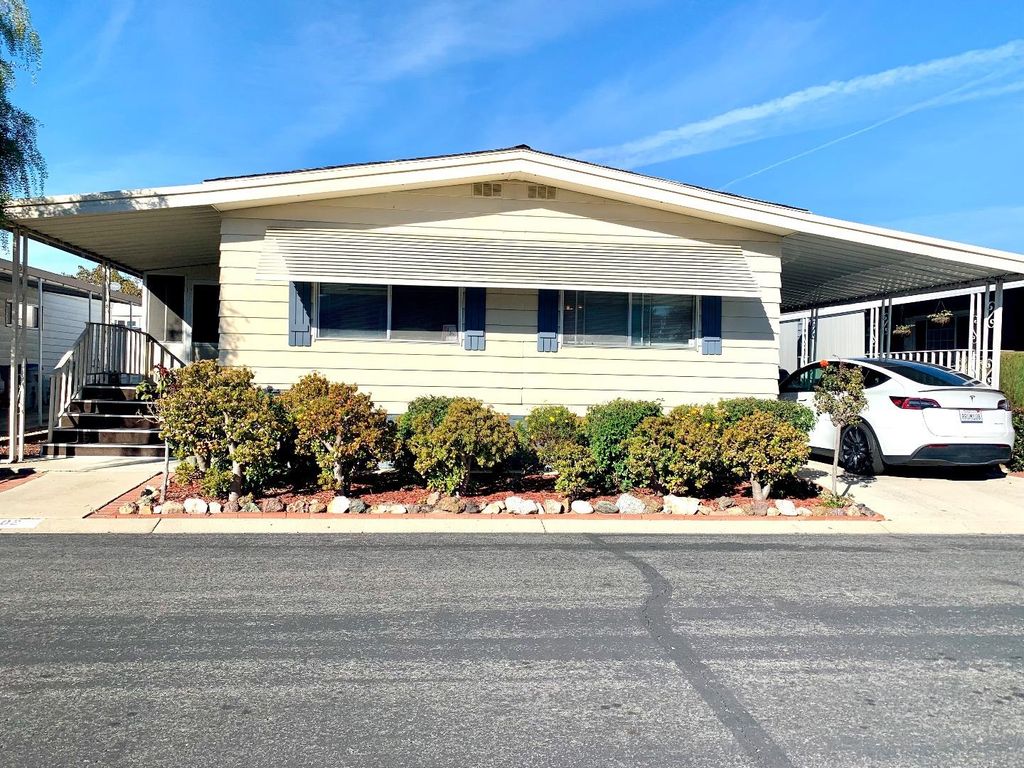 102 Quail Hollow Drive 102, San Jose, CA 95128