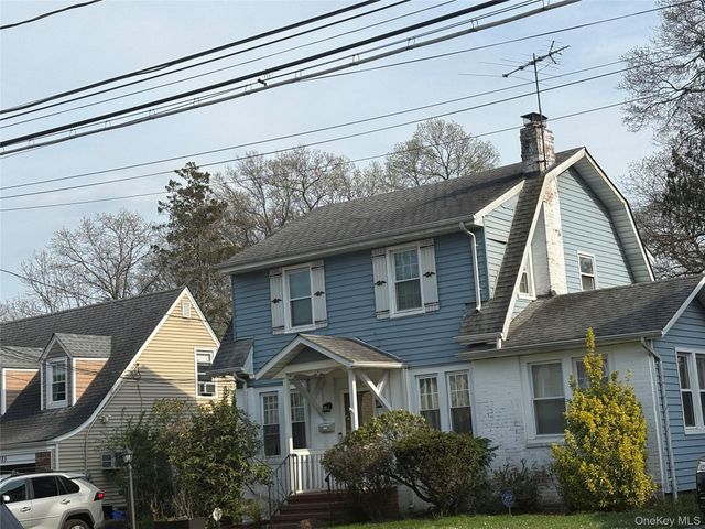 189 N Evans Avenue, Freeport, NY 11520