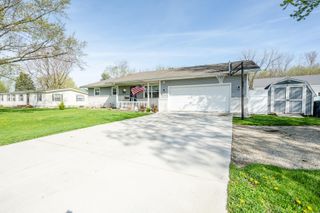 549 Manitou Road, St. Joseph Twp, MI 49085